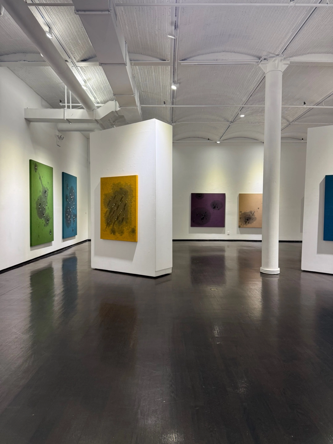 유충목 2인전 Between Movement and Stillness